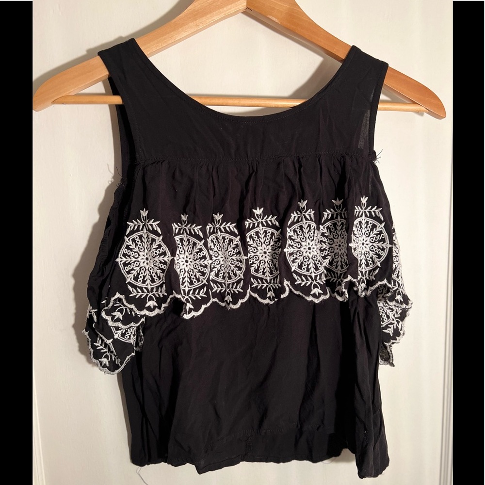 🌑NWOT SAY WHAT CROPPED OFF THE SHOULDER EMBROIDERED BLACK TOP SUMMER BOHO CHIC
